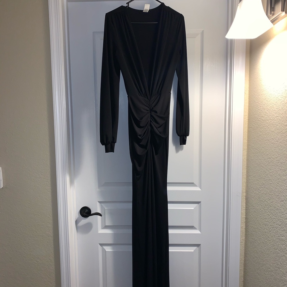 Black ruched waist ball gown even dress